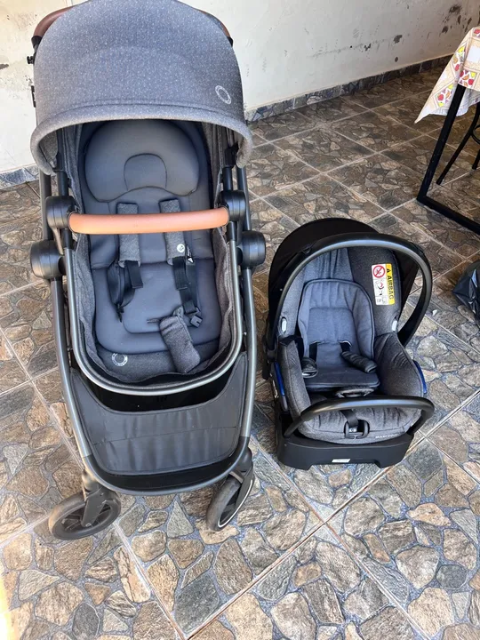 Carrinho de bebê maxicose