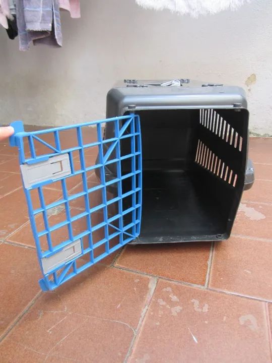 Caixa de transporte Nº05 - MECpet Azul e preto com 2 travas - Foto 4