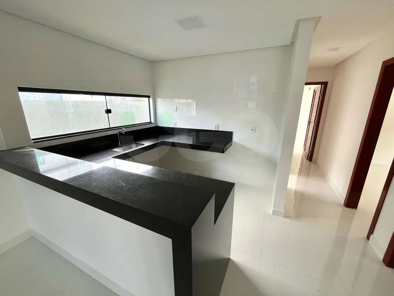 Casa Térrea recém construída com ambientes integrados e pronta para morar no Ecoville 1 - Foto 3