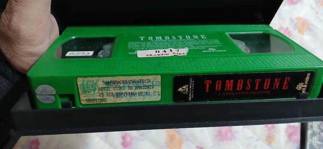 Filme Em Vhs Tombstone De 1993 - Foto 4