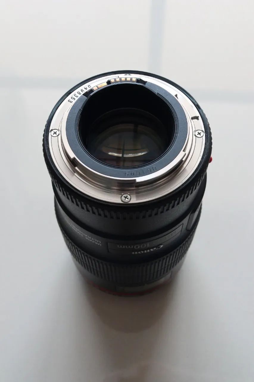 Lente Canon Ef 100mm F/2.8l Macro Is Usm Canon - Foto 3
