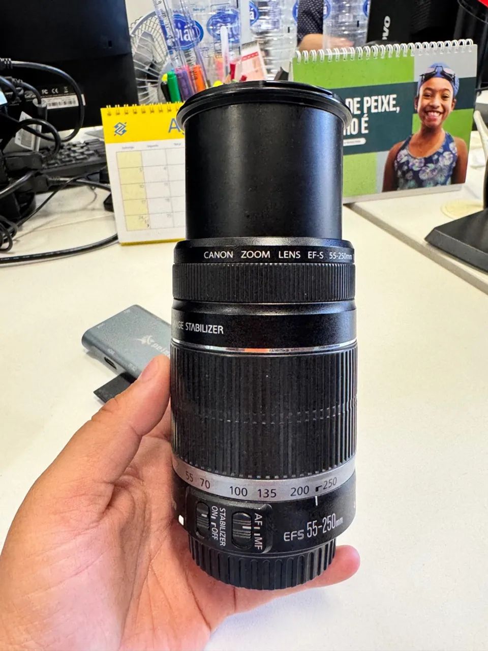 Lente Canon EF-S 55-250mm f/4-5.6 IS - Foto 6