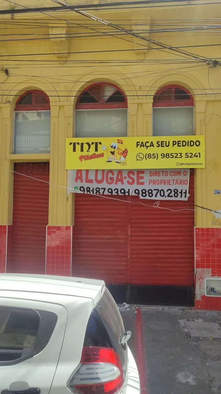 ALUGA-SE IMÓVEL COMERCIAL - 400 m² - CENTRO DA CIDADE