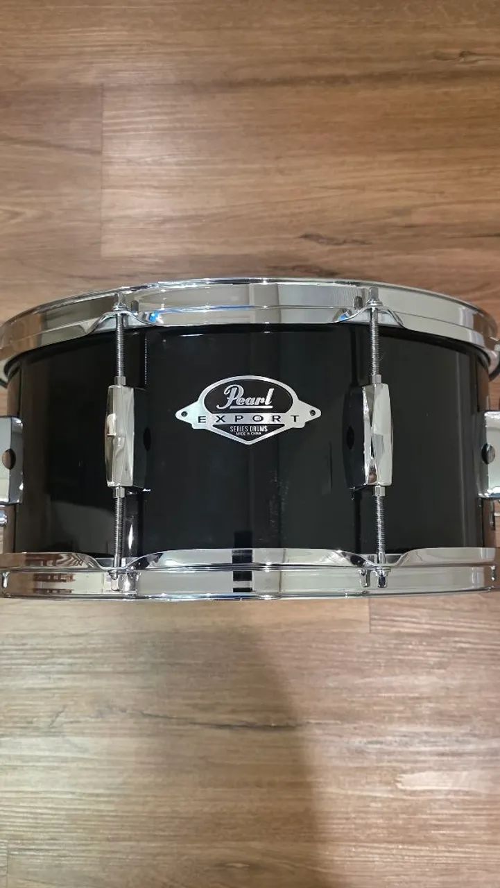 Caixa Pearl Export EXX Black Piano 14x6.5. - Instrumentos musicais