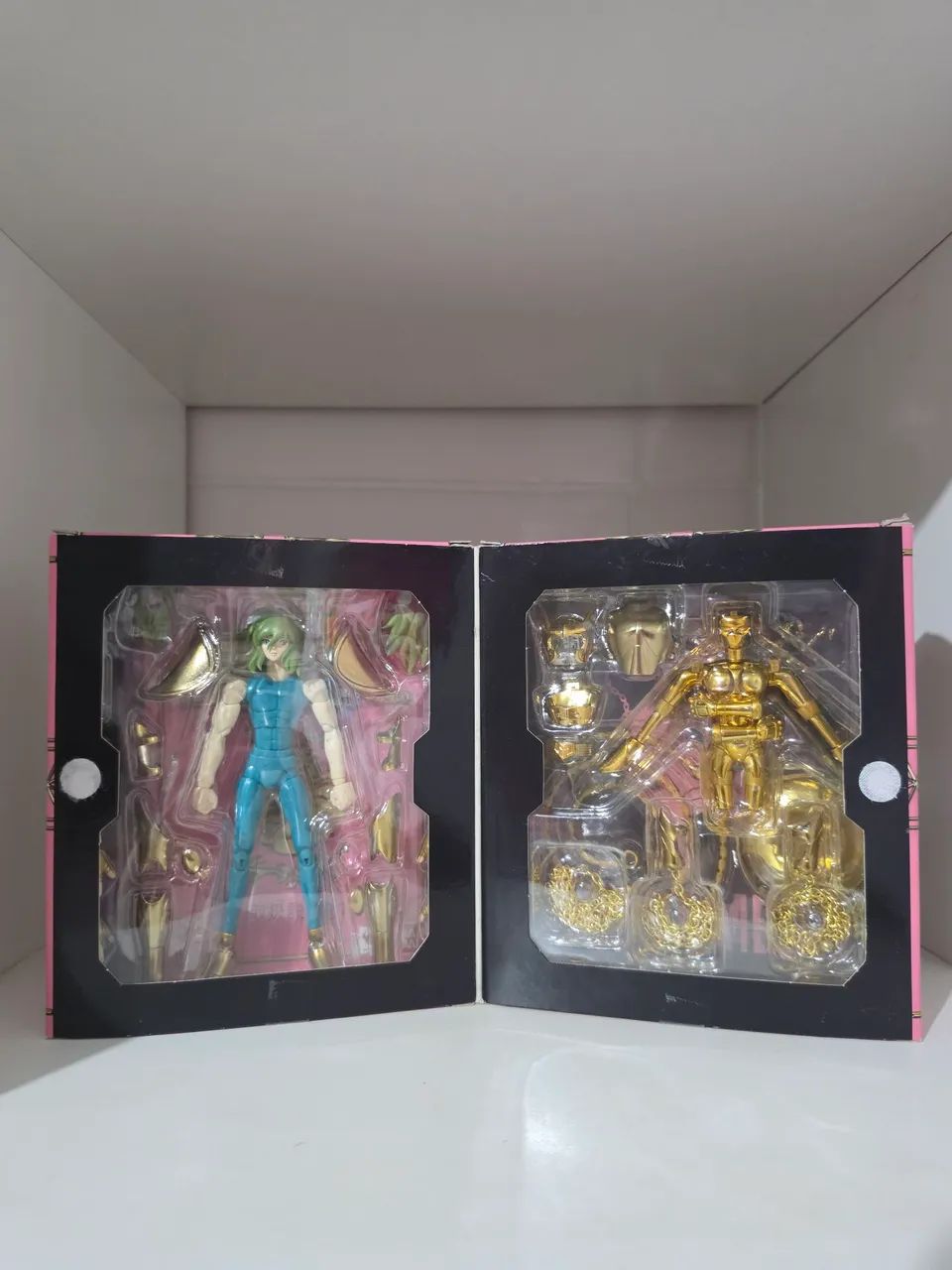 Saint Seiya Myth Cloth Andromeda Shun V1 Gold Limited Original