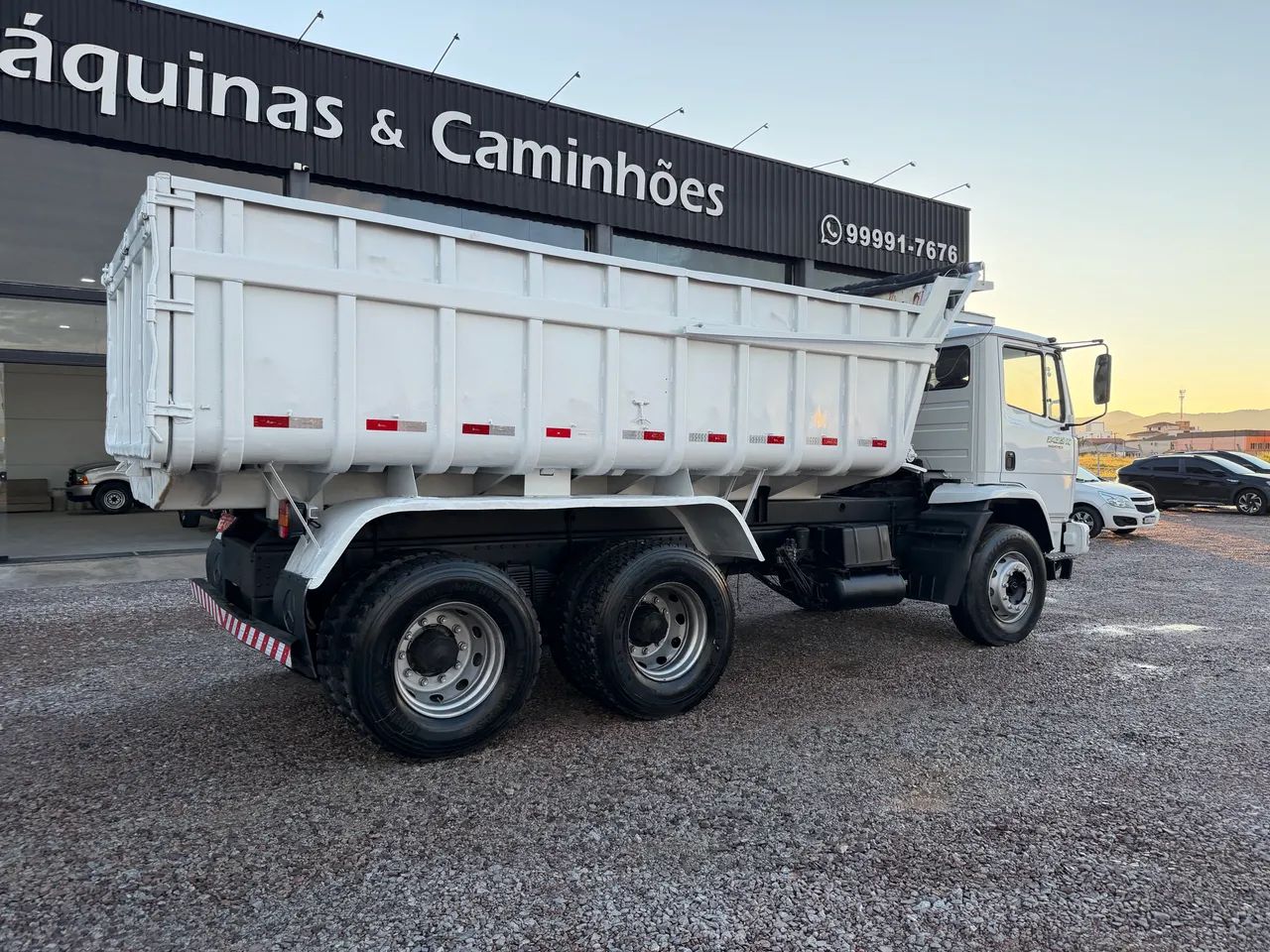 Mb 2423 caçamba  - Foto 2