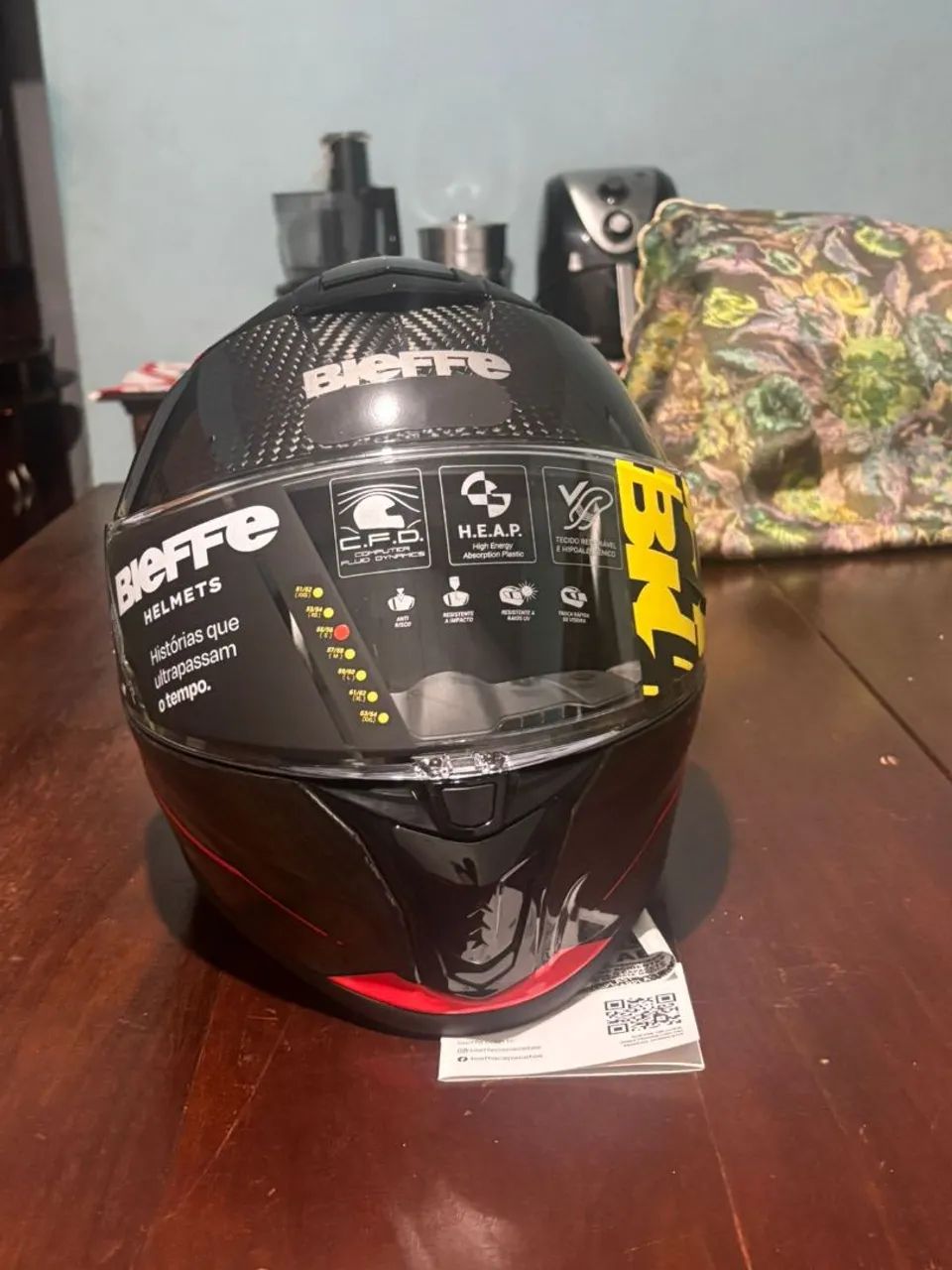 Capacete NOVO Bieffe B Carbon tam 56 em fibra de carbono! nunca usado - Foto 4