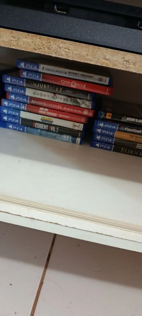 Ps4 1TB com 2 controles - Foto 2