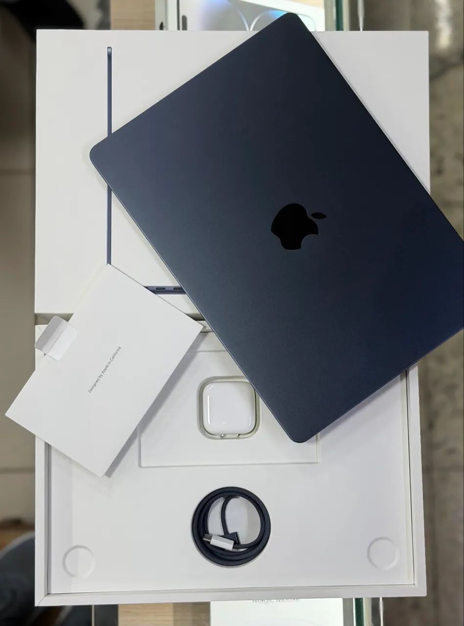 Macbook air m5 16gb / 512gb apenas 4 dias de ativação, LOJA FÍSICA