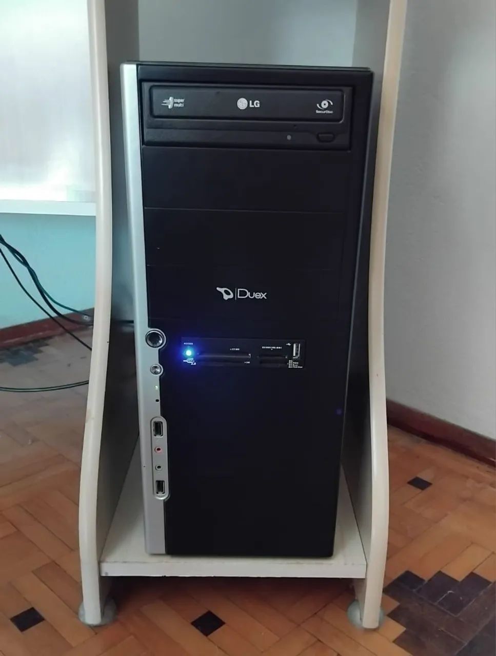 Computador completo com mesa  - Foto 5