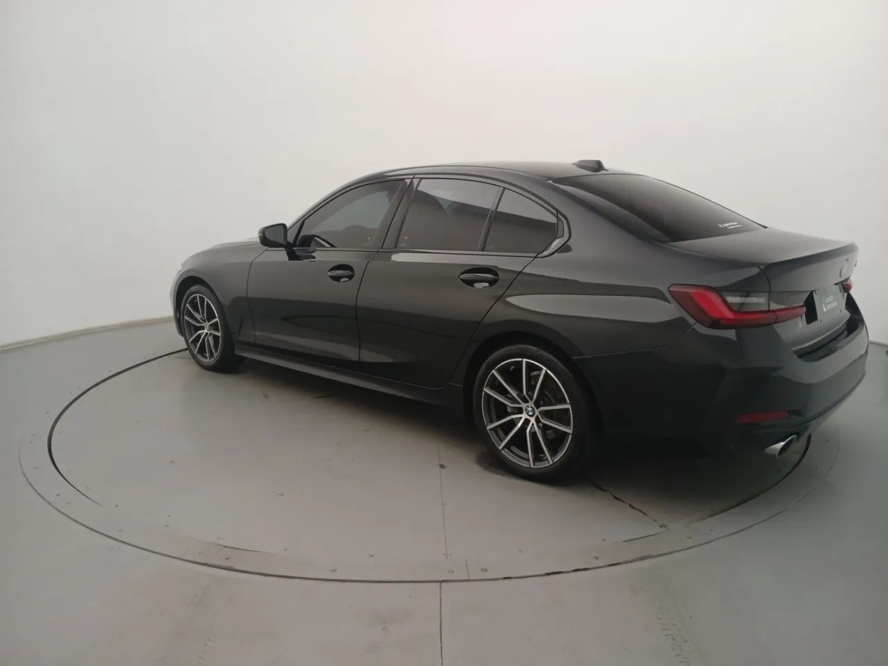 BMW Série 3 320i, foto 3 de 18