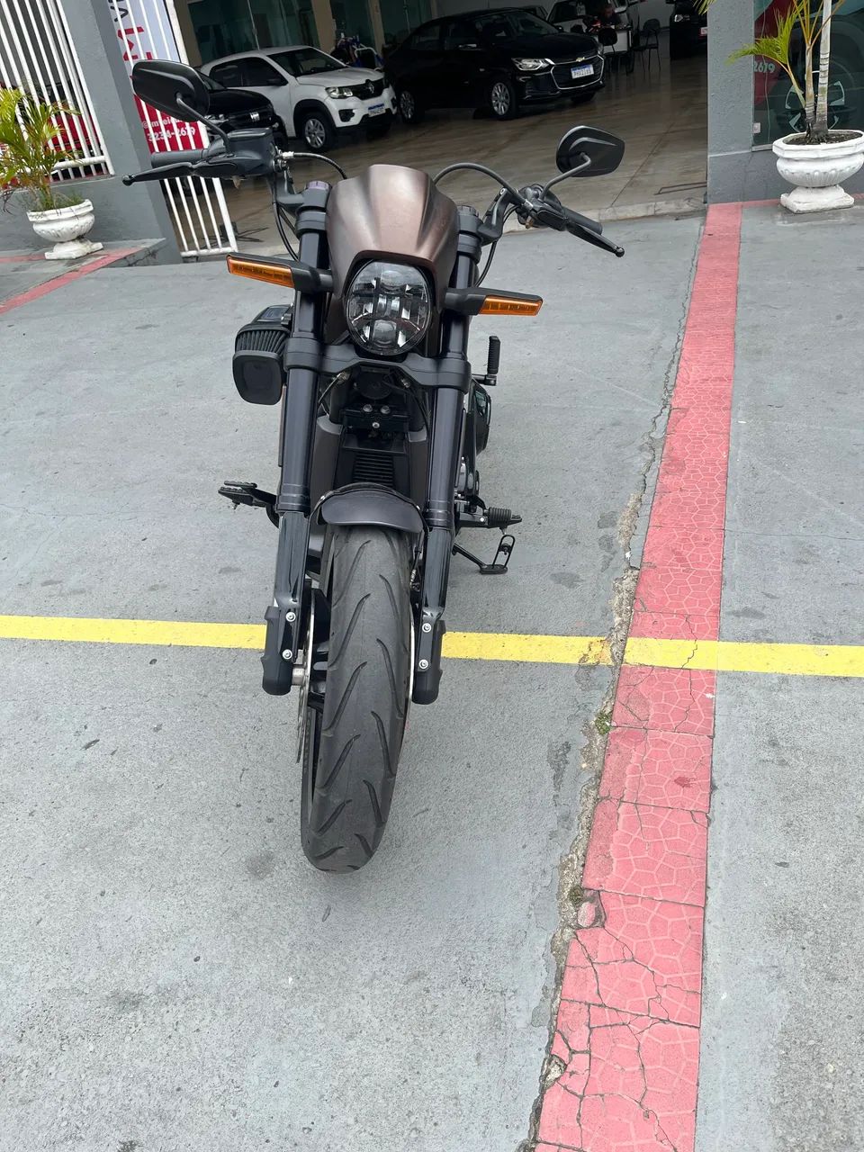 Harley FXDR com apenas 3 mil km  - Foto 5