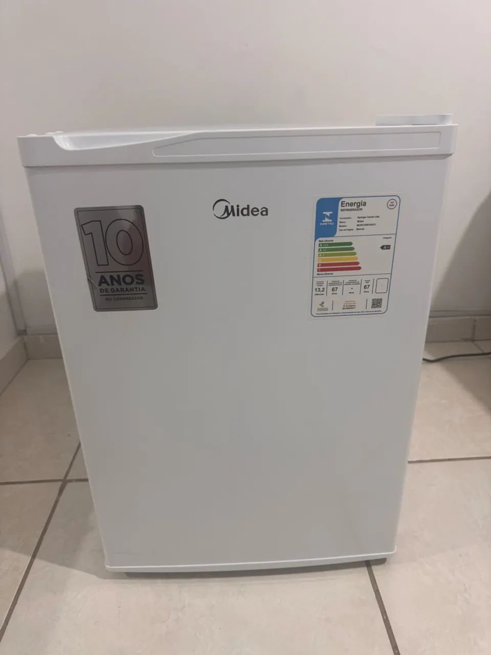FRIGOBAR MIDEA 67L 127V