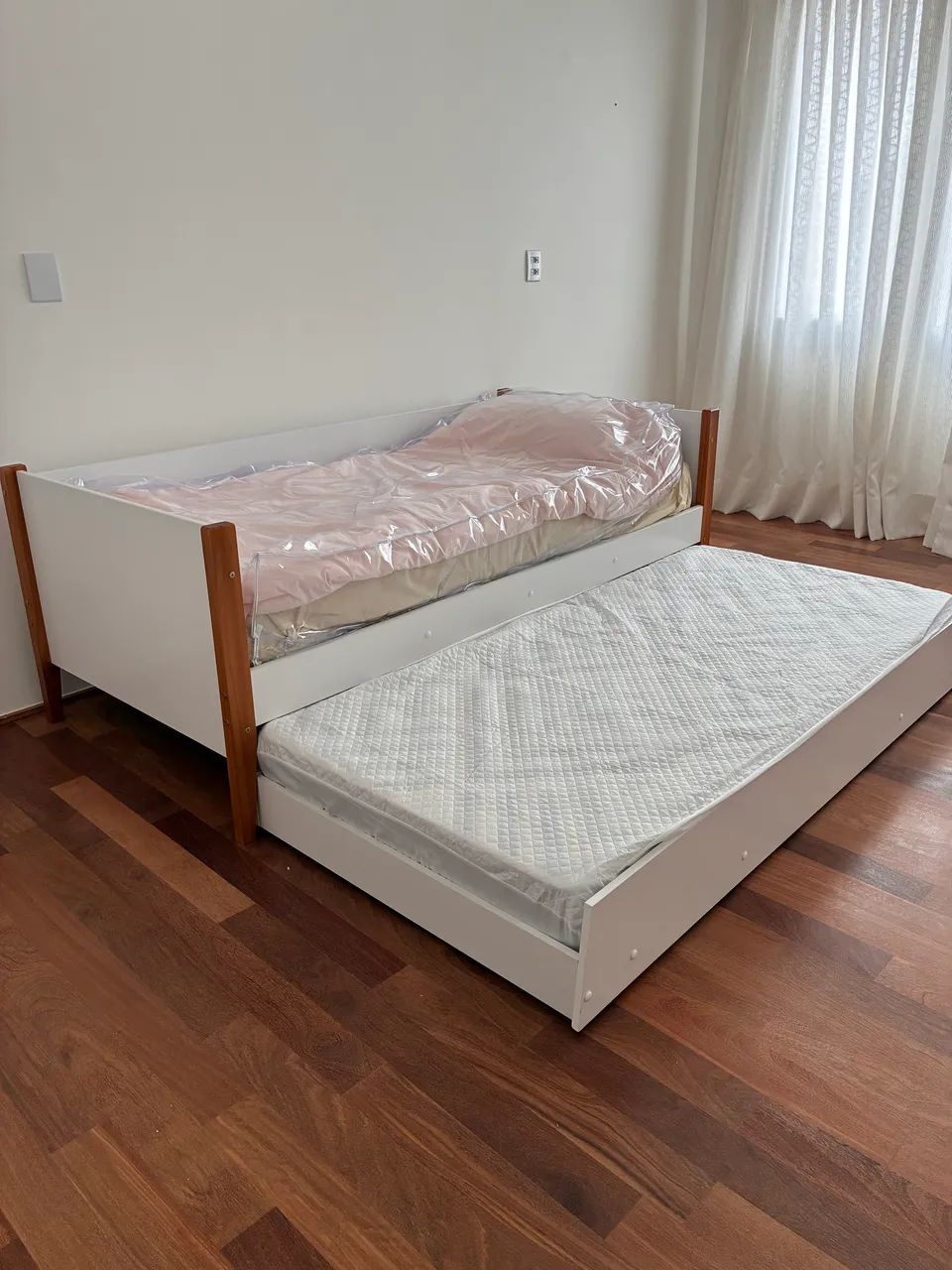 Cama individual negociável ótimo estado - Foto 3