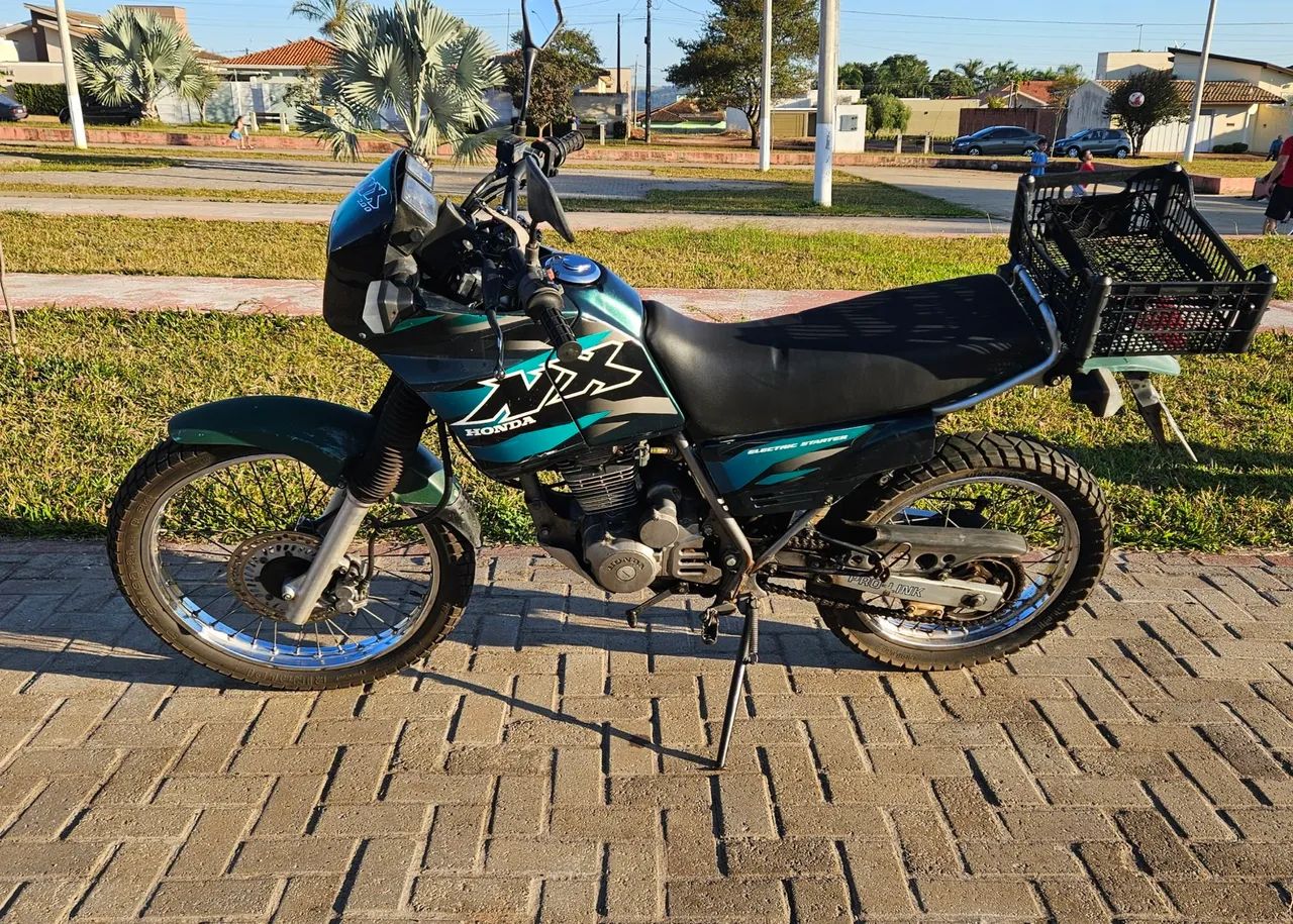 NX 200 2001 - Foto 3