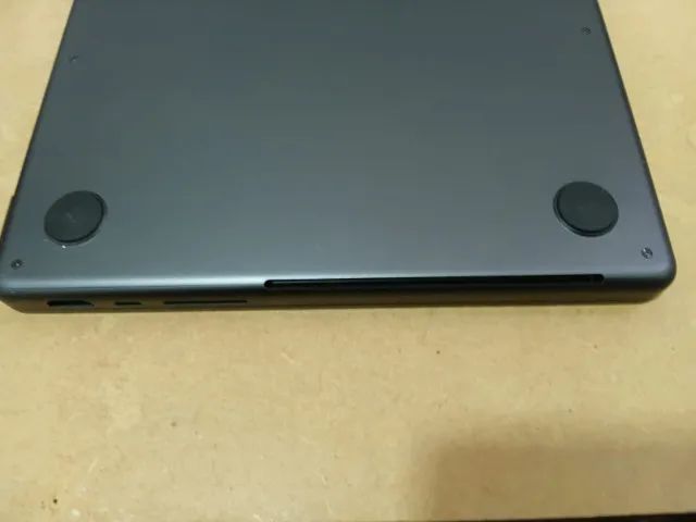 Apple Macbook Pro A2992 14 Pol -  18GB Ram - 512 SSD - M3 (Usado) - Foto 2