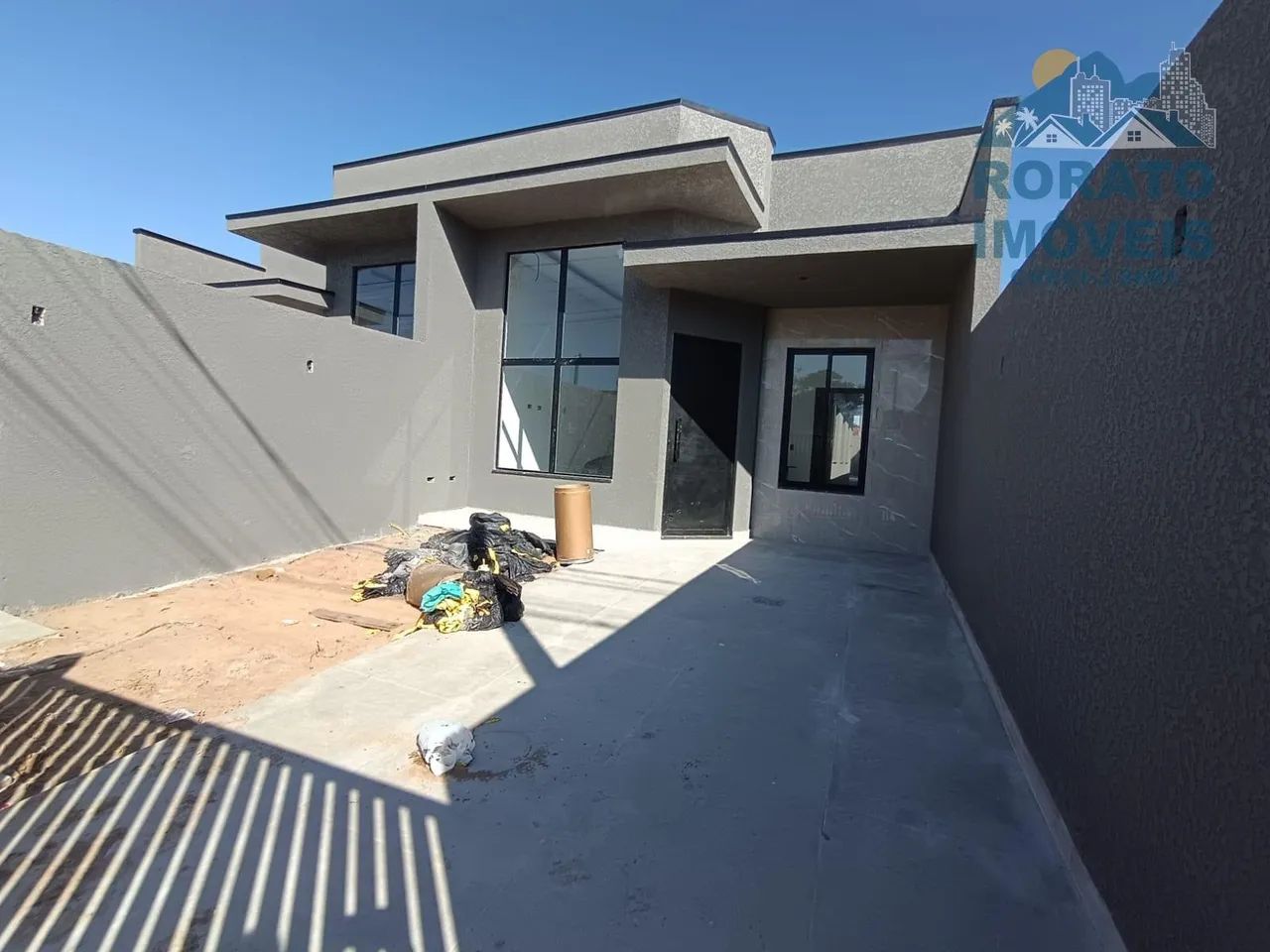 Casa com suíte e piscina 250 mts do mar - Matinhos - Foto 2