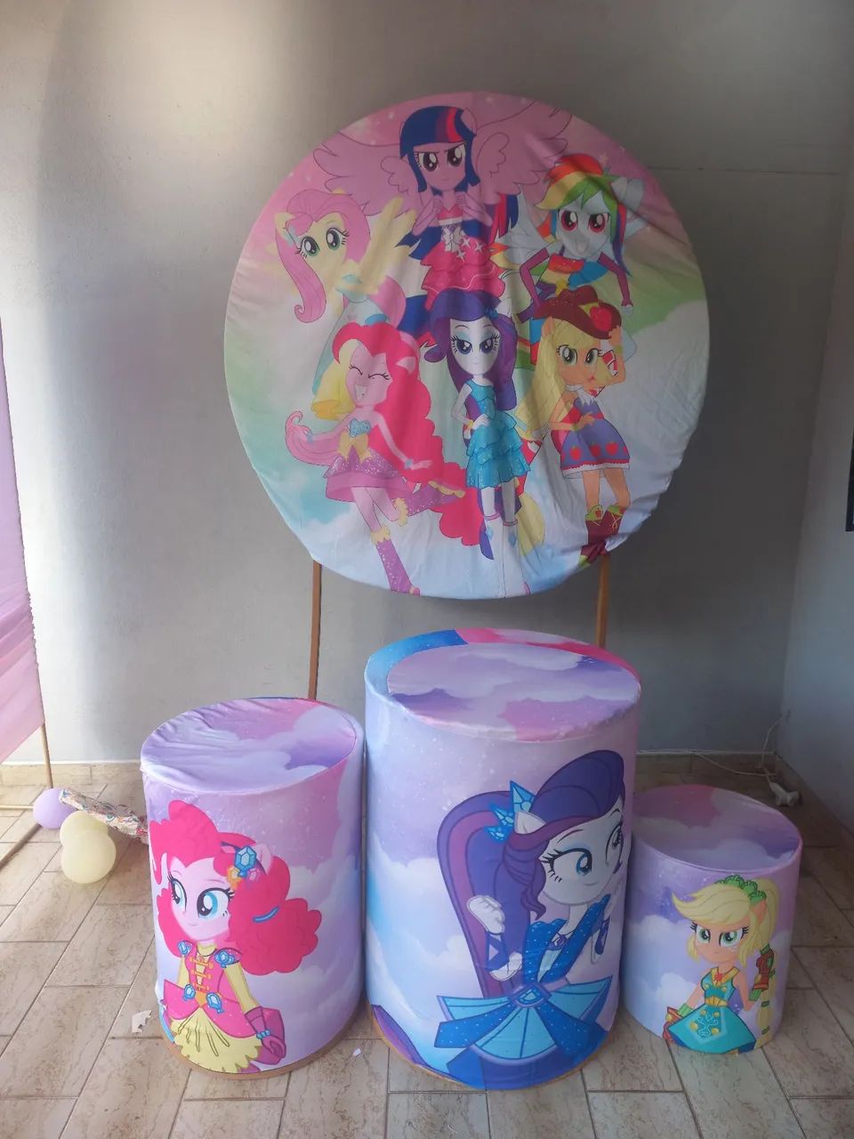 Vendo capas de festa