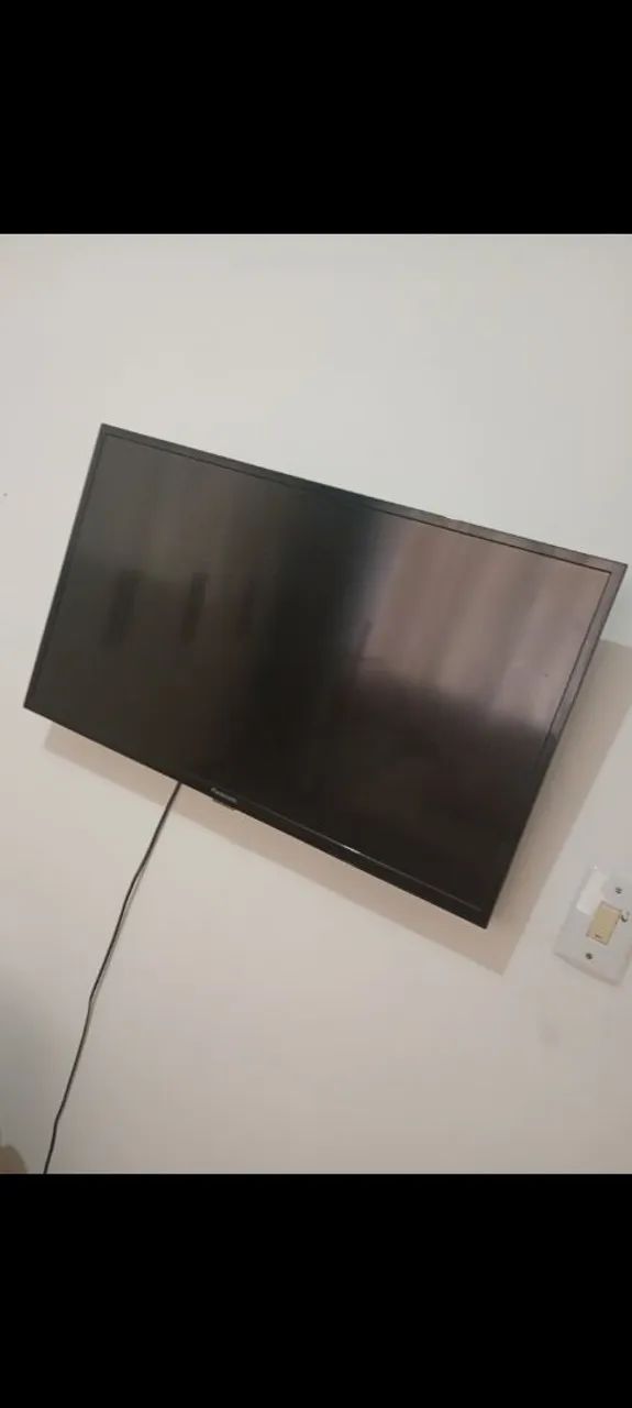 Tv smart 32 polegadas ,mancha na tela .não aceito oferta.tenho vídeo. - Foto 4