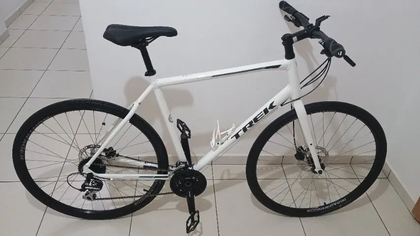 Bicicleta Trek FX 2 Hibrida
