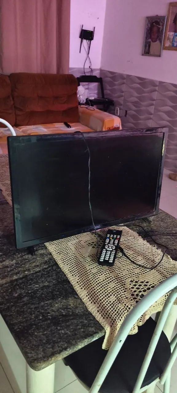 TV não é smart 24 polegadas funcionando perfeitamente não precisa de conversor  - Foto 2