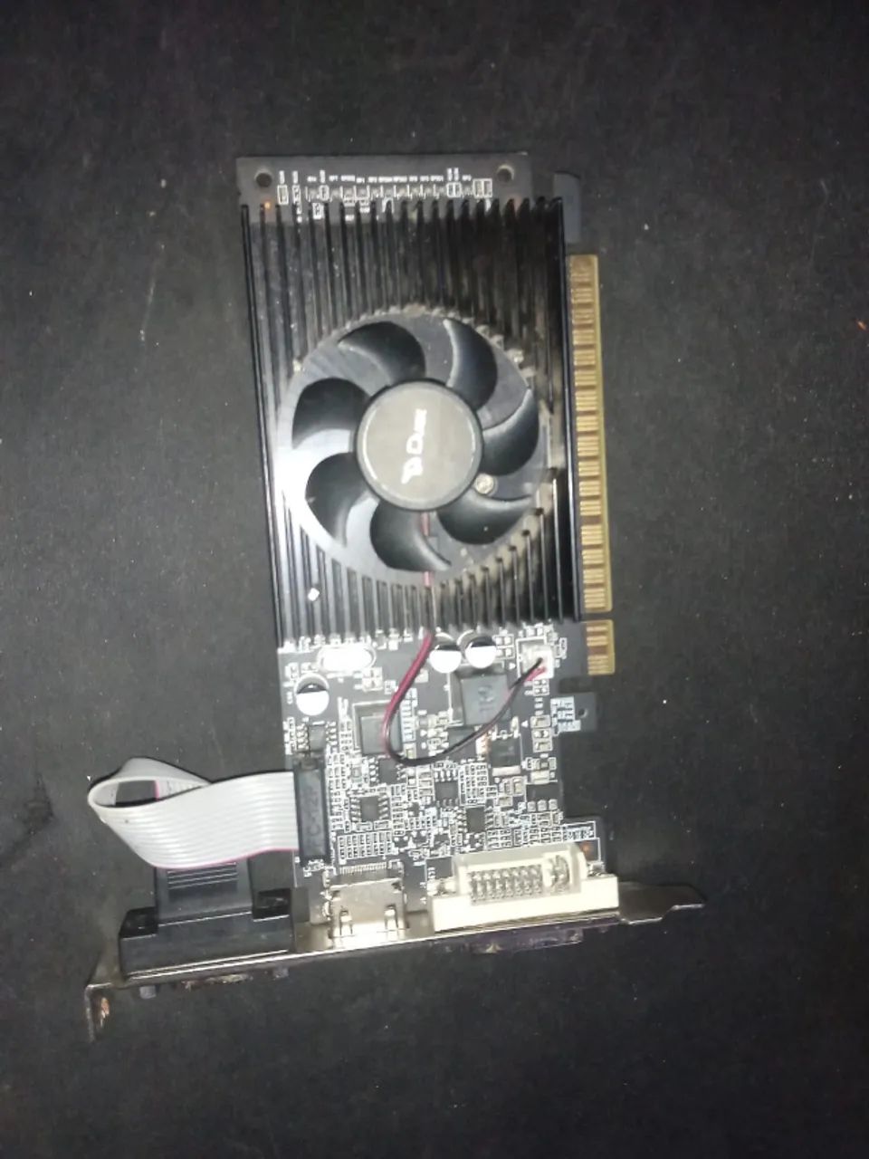 Placa de vídeo GT 210