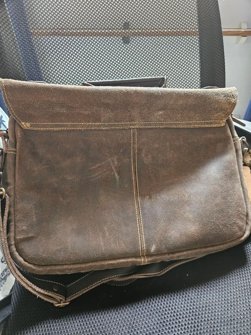 Bolsa Transversal Pasta Carteiro SideWalk Couro - Foto 2