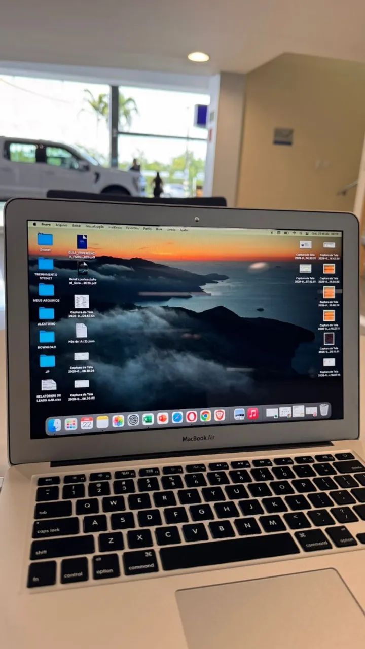 Apple MacBook Air 13 2017 Core i7 8GB Estado de Novo - Notebooks