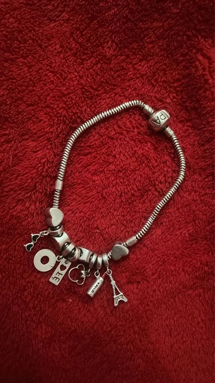 Pandora 