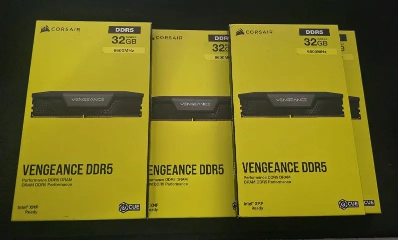 Memória RAM Corsair Vengeance DDR5 32GB (2x16GB) 6600MHz CL38 NOVO