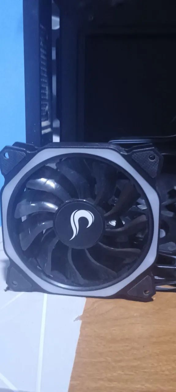 Gabinete com 3 fans e controladora  - Foto 3