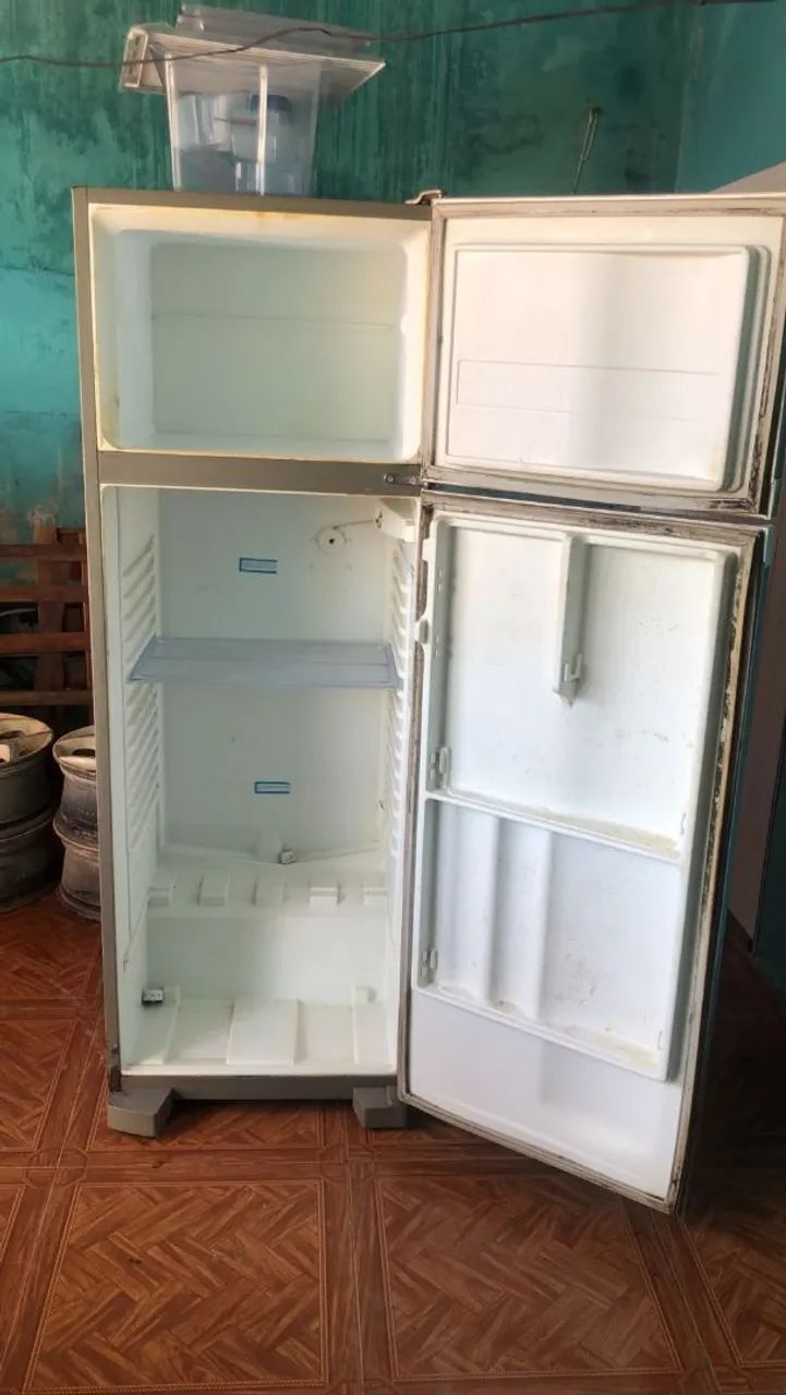Vendo uma geladeira  - Foto 3