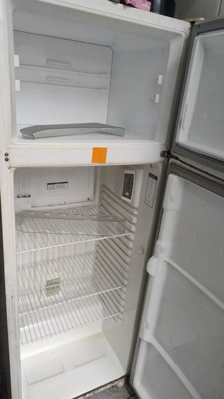 Geladeira em perfeito estado 