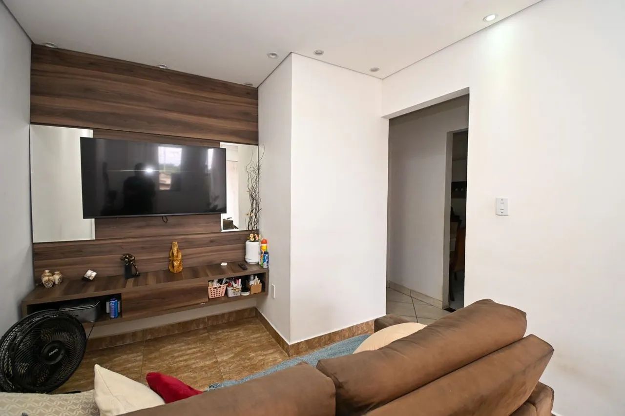 Casa à Venda - Colonial, 5 Quartos, 150 m2 - Foto 2