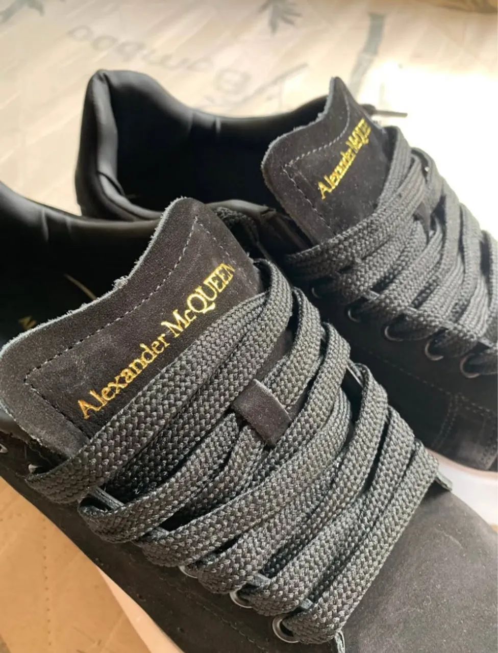 Tênis alexander mcqueen camurça N 41 - Foto 3