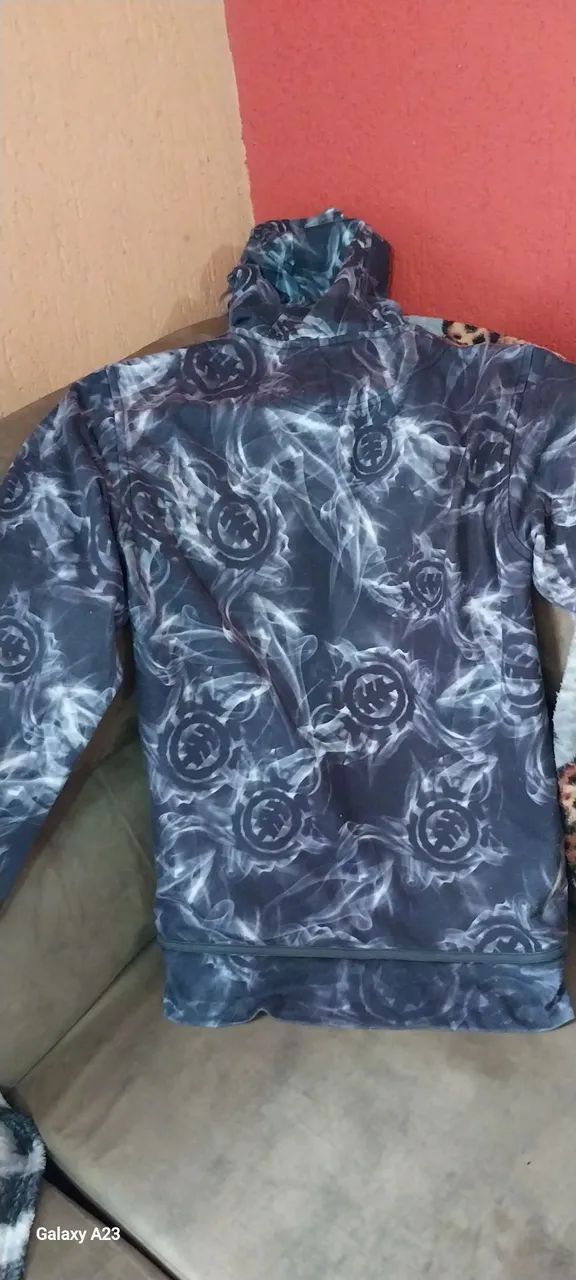 Blusa jaqueta tamanho g - Foto 5