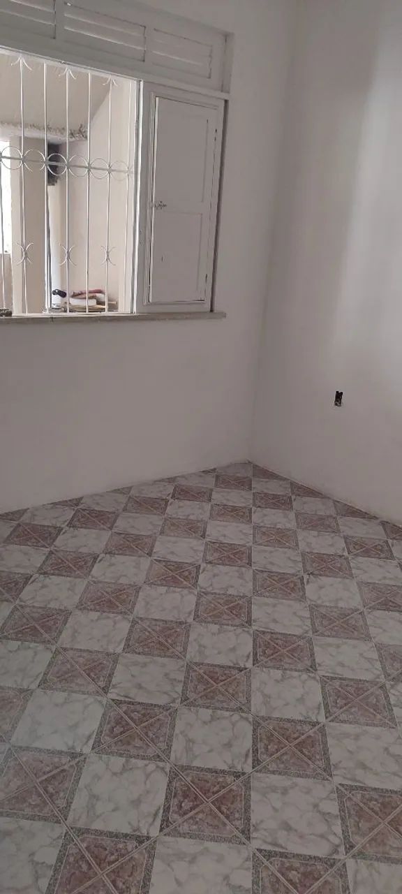 Alugo casa com dois quartos  - Foto 4