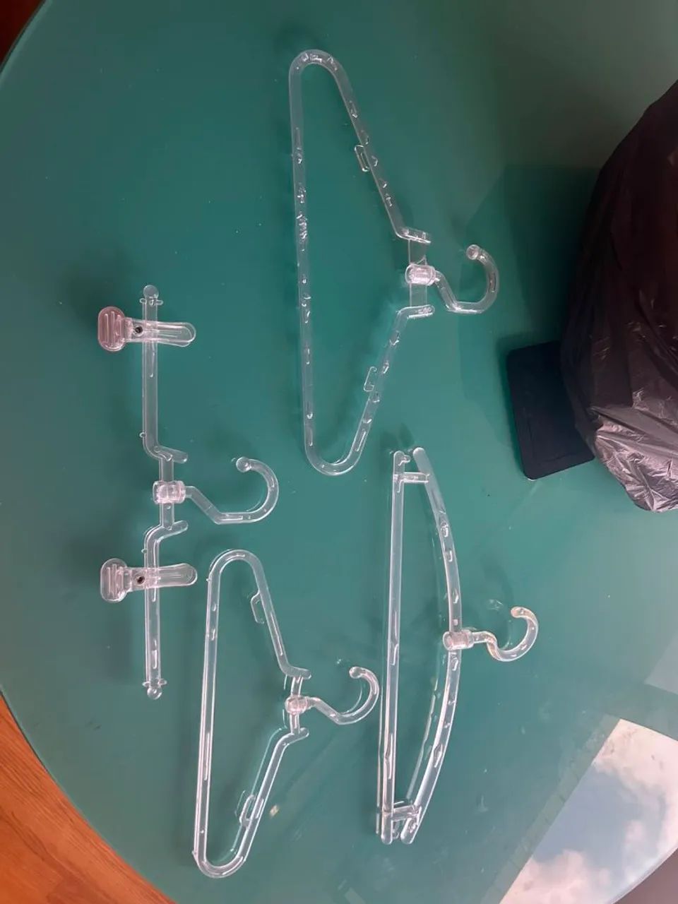 Vendo Cabides Acrílico semi novos