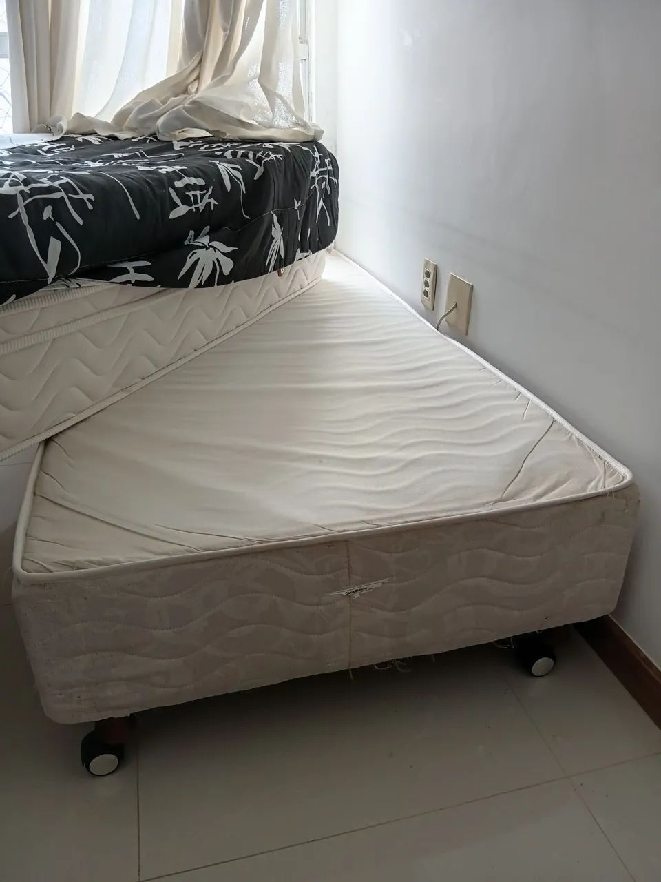Suporte solteiro para cama  - Foto 2