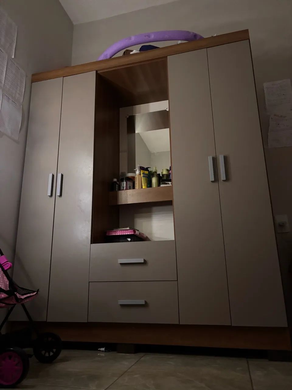 GUARDA ROUPA