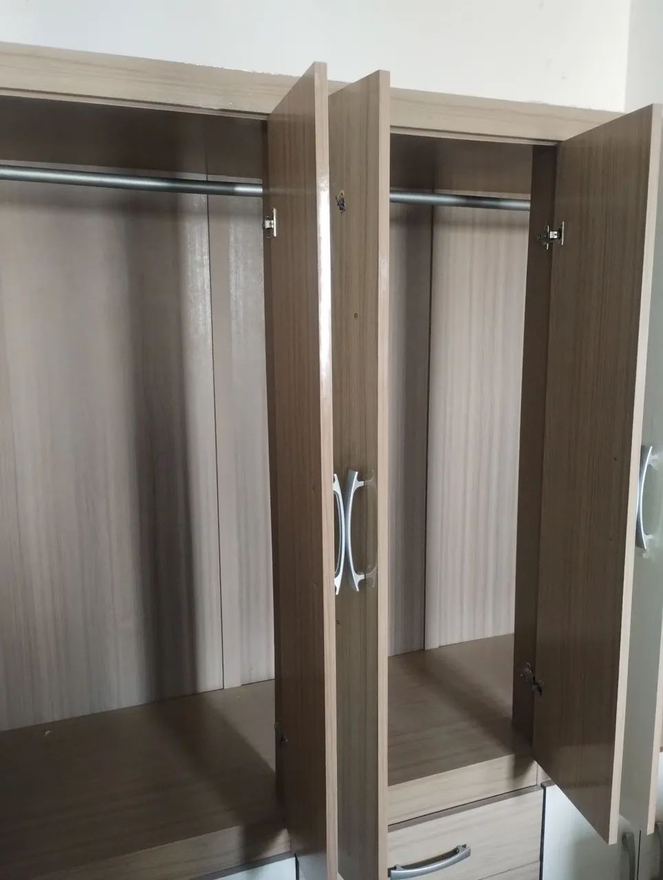 Vendo um guarda roupa casal  - Foto 3