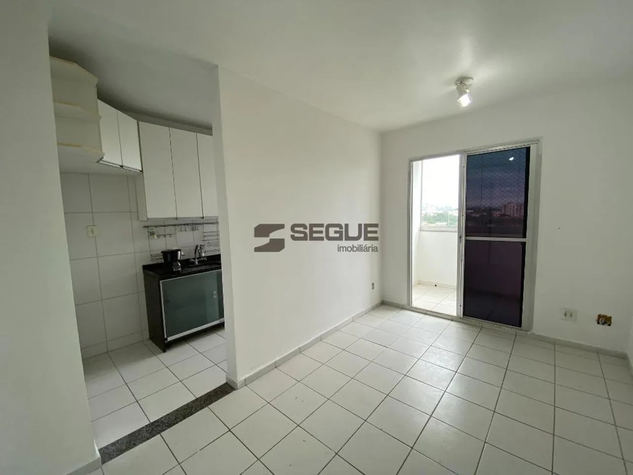 Apartamento para alugar em Serra, Jardim Limoeiro, com 2 quartos, com 48 m²