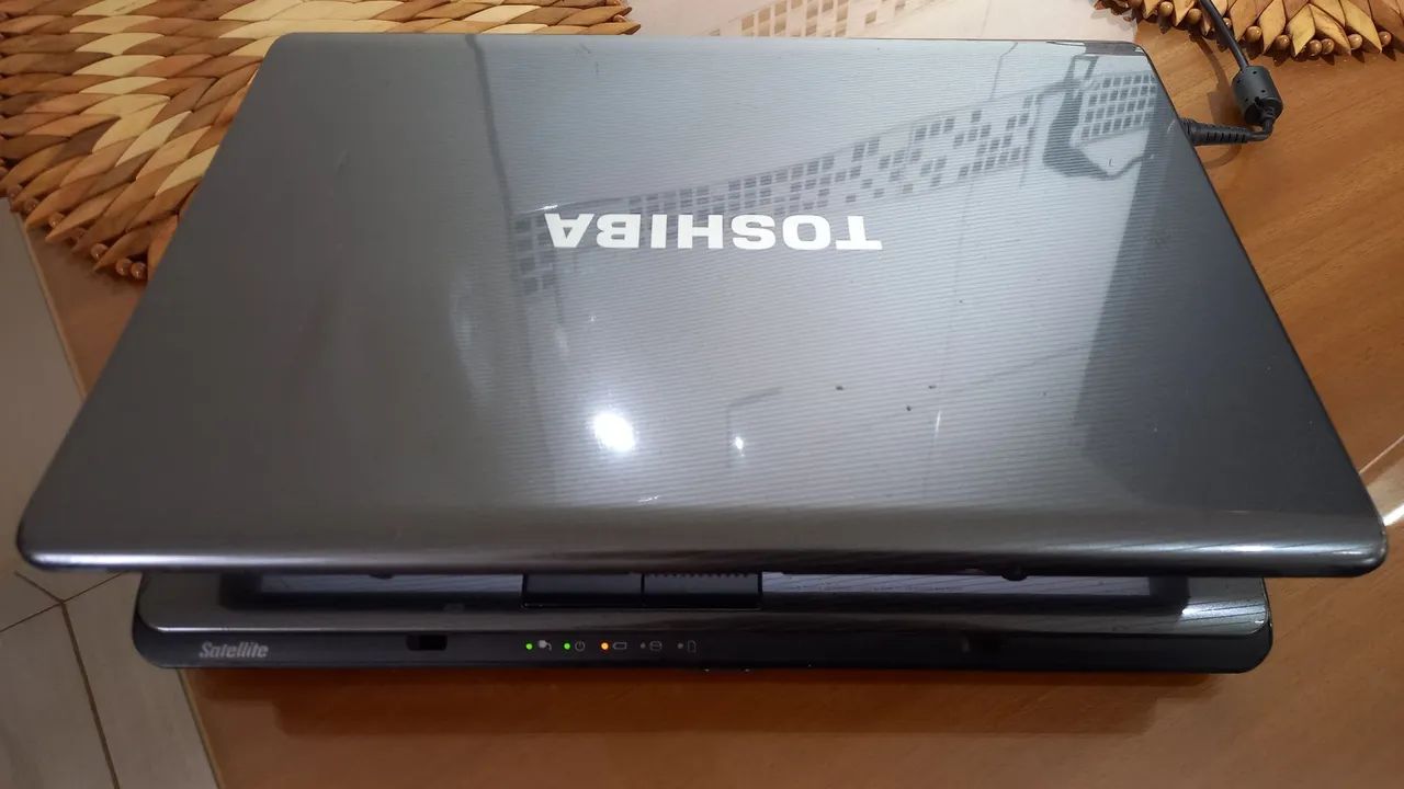 Notebook Toshiba satellite Europa  - Foto 4