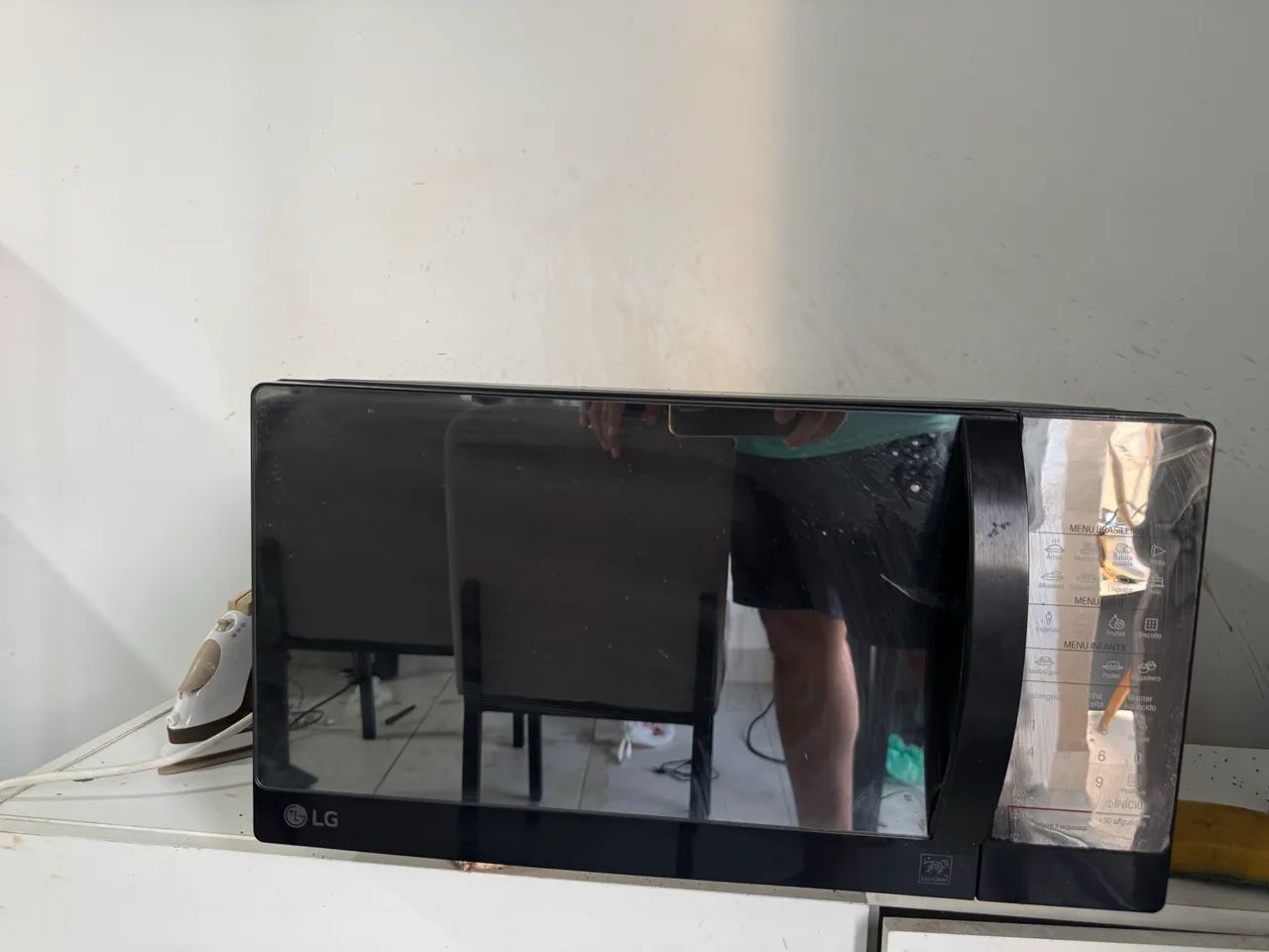 Microondas LG espelhado