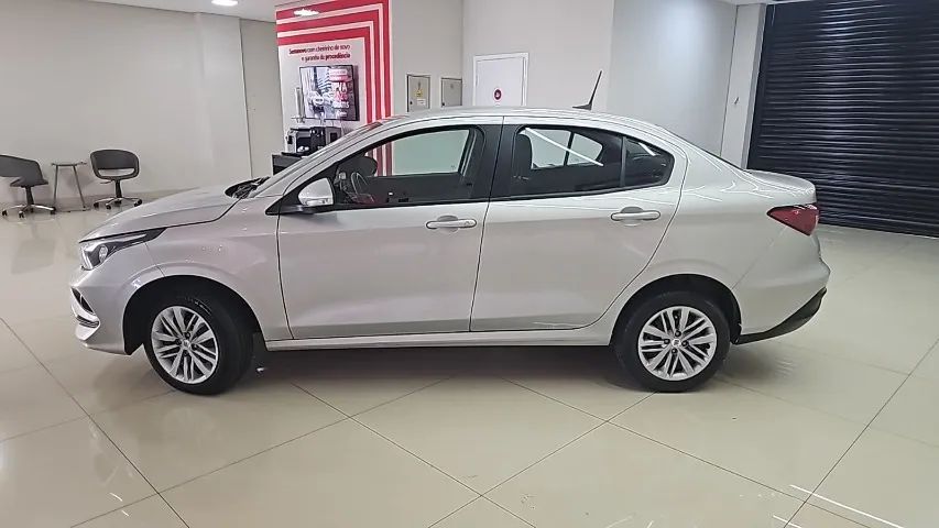 Fiat Cronos Drive 1.3 8V Flex Aut. 2025 - Foto 4