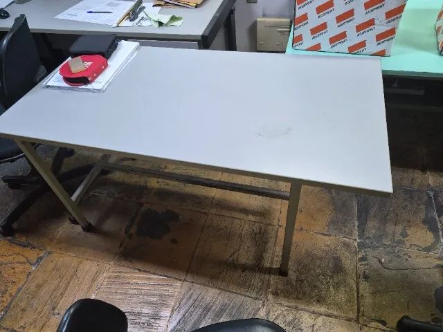 Mesa para escritório