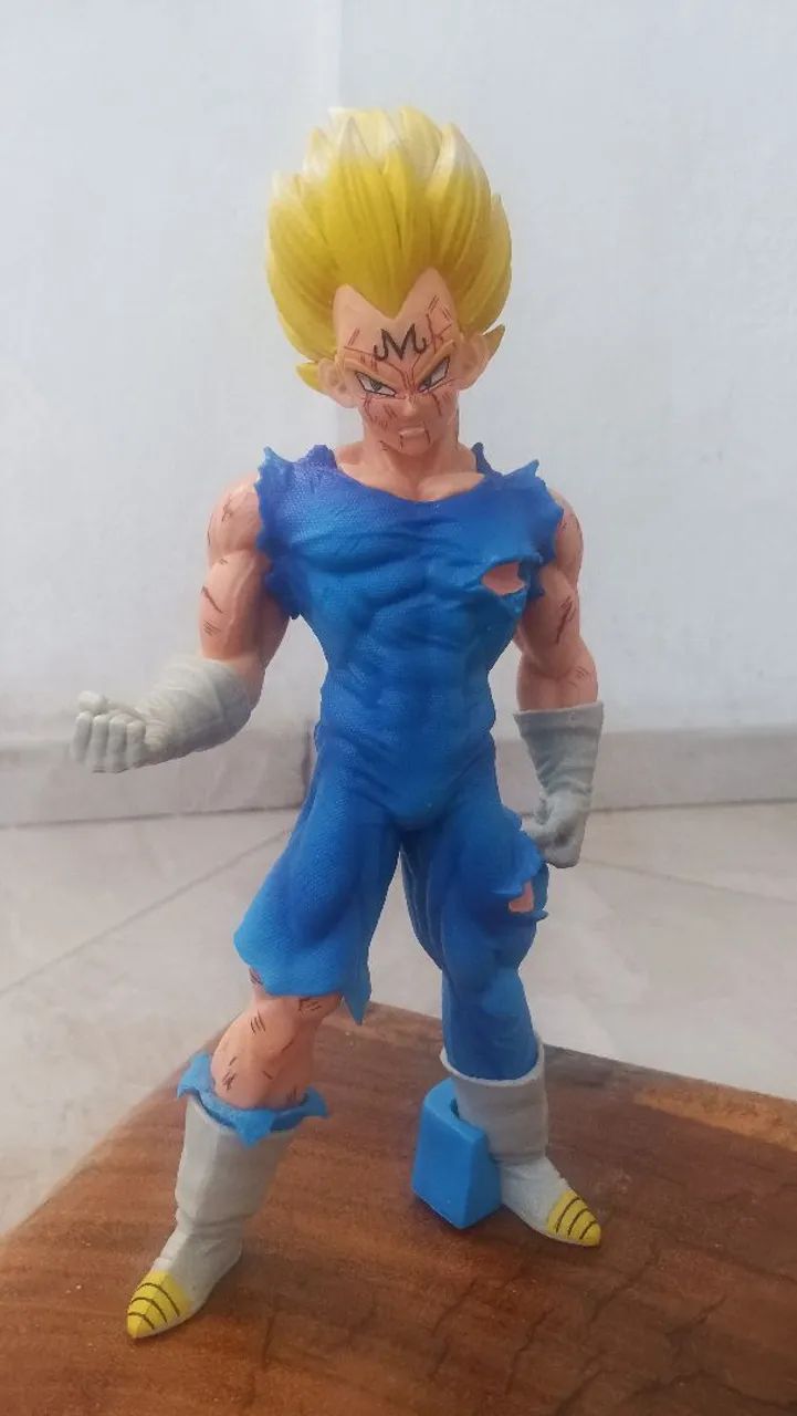 Action Figure do Majin Vegeta - Bootleg 