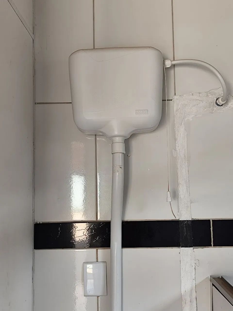 Vendo dois vasos infantis com descarga elevada  - Foto 2