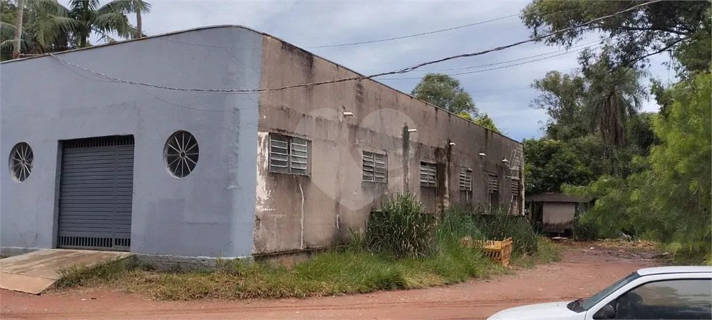 Aluguel de Galpão Próximo ao Centro de Louveira - SP - Foto 2