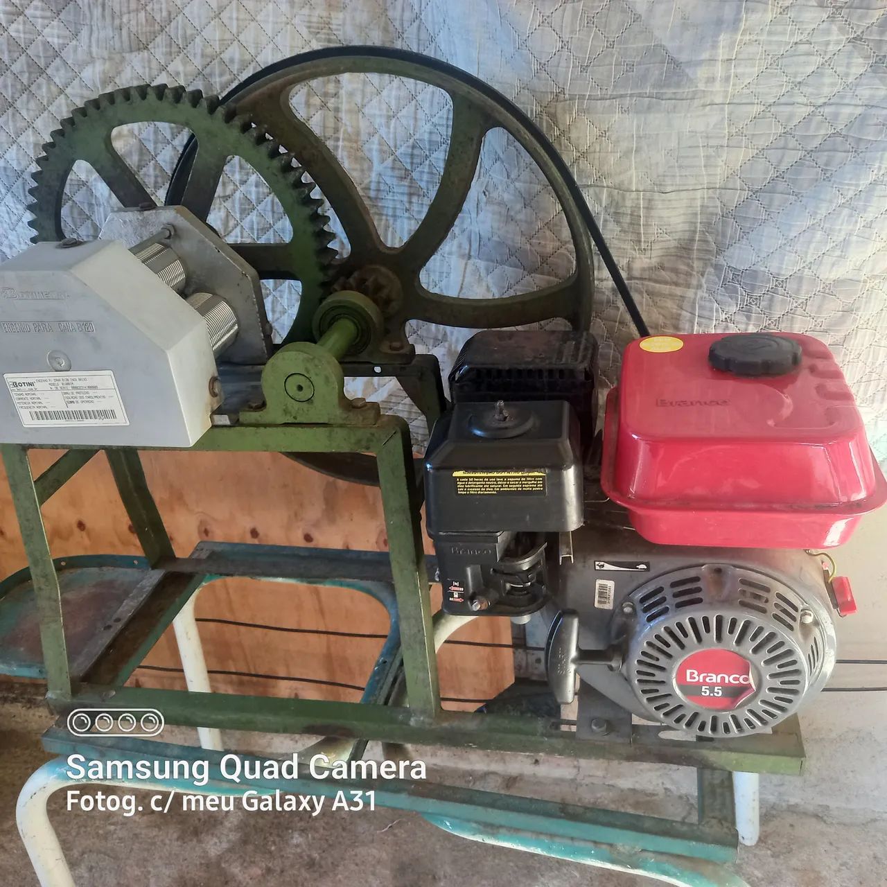 Moenda rolos de inox á gasolina. - Foto 2